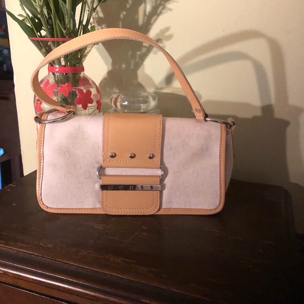 ❓Vintage Guess Purse❓